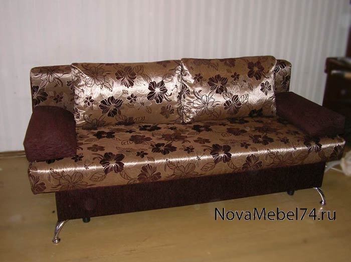 Перетяжка дивана еврокнижки